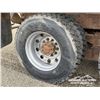 Image 34 : 2003 KENWORTH T800 T/A PLOW & SANDER TRUCK