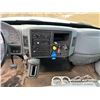 Image 11 : 2002 INTERNATIONAL 4300 S/A FLATBED BOOM TRUCK