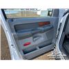 Image 22 : 2006 DODGE RAM 3500HD CREW CAB FLATBED TRUCK