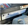 Image 48 : 2006 DODGE RAM 3500HD CREW CAB FLATBED TRUCK
