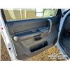 Image 19 : 2008 GMC 3500HD EXTENDED CAB FLATBED TRUCK