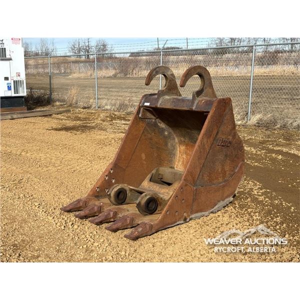 IMAC 42 IN. EXCAVATOR DIGGING BUCKET