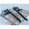 Image 3 : BUCKET MOUNTED PALLET FORKS