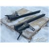 Image 4 : BUCKET MOUNTED PALLET FORKS
