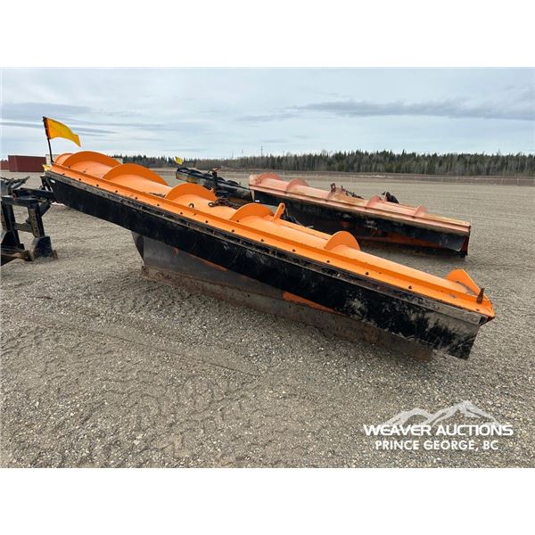 MONROE 11 FT. TRUCK FRONT SNOW PLOW