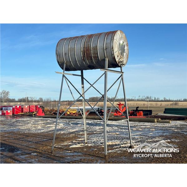 FUEL TANK WITH STAND