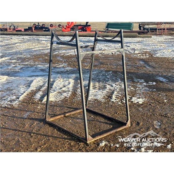 FUEL TANK STAND