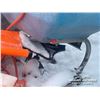 Image 7 : RUBBERMAID WHEEL BARROW W/ FERTILIZER SPREADER