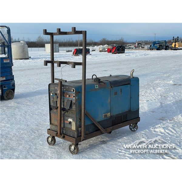 MILLER PIPEPRO 304 WELDER ON WHEELS