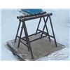 Image 4 : (2) WORK TRESTLES