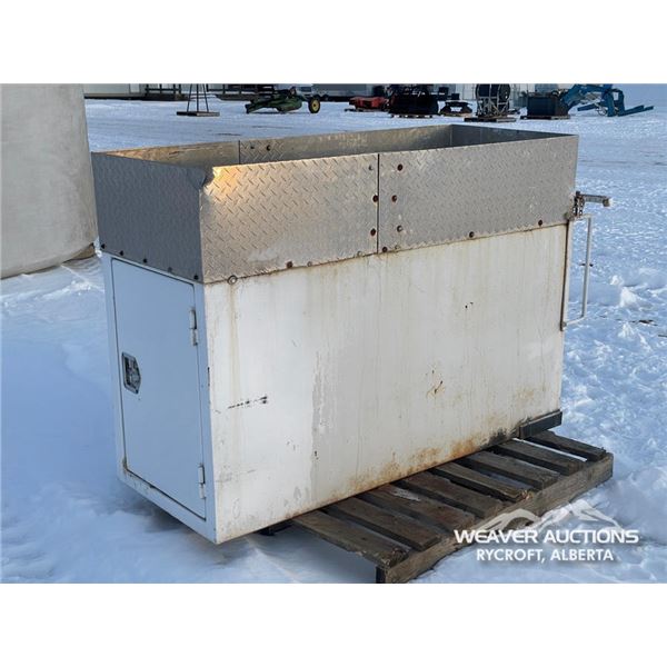 5 X 2 FT. TRUCK TOOLBOX