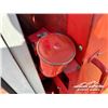 Image 17 : 1995 MASSEY FERGUSON 8570 COMBINE