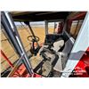 Image 6 : 1995 MASSEY FERGUSON 8570 COMBINE