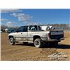 Image 4 : 1998 DODGE 3500 QUAD CAB DUALLY PICKUP