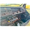 Image 9 : 2000 GMC C7500 S/A PICKER TRUCK