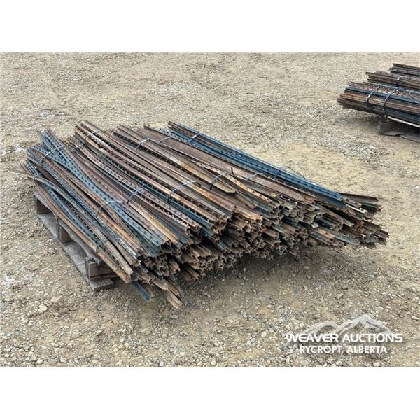 (14) BUNDLES OF STEEL T-POSTS