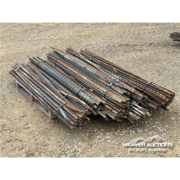 (11) BUNDLES OF STEEL T-POSTS