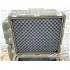 Image 6 : (3) TRANSPORT CASES