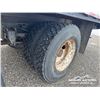 Image 6 : 2005 HINO 268 S/A 24 FT. DECK TRUCK