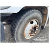 Image 7 : 2005 HINO 268 S/A 24 FT. DECK TRUCK