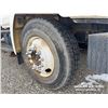 Image 8 : 2005 HINO 268 S/A 24 FT. DECK TRUCK