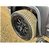 Image 41 : 2014 GMC SIERRA 1500 GFX CREW CAB PICKUP