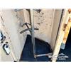 Image 15 : 1993 TRAILS WEST T/A GOOSENECK HORSE TRAILER