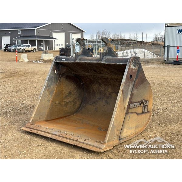 VIKING WEST 72 IN. WBM300XHD CLEAN OUT BUCKET