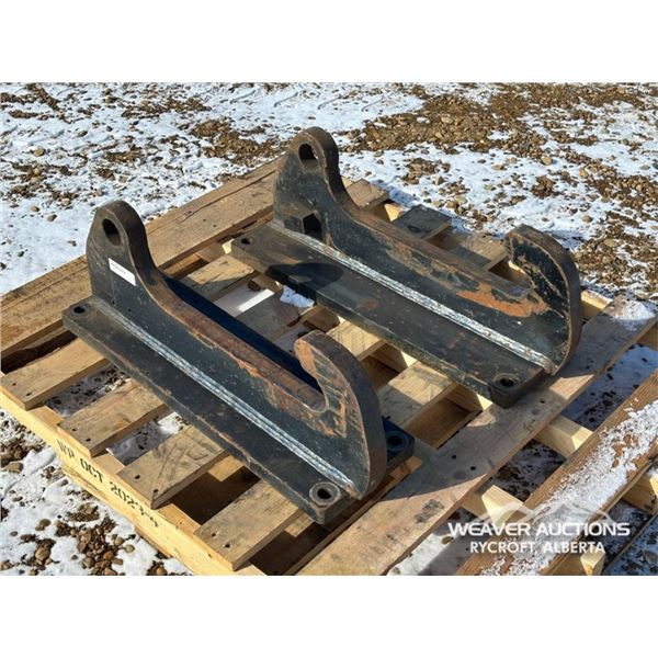 ATTACHMENT BRACKET