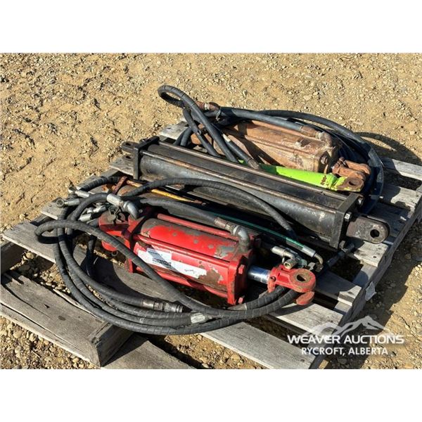 IMPLEMENT HYDRAULIC CYLINDERS WITH HOSES