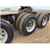 Image 40 : 2013 PETERBILT 367 TRI DRIVE TRUCK TRACTOR