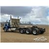 Image 4 : 2013 PETERBILT 367 TRI DRIVE TRUCK TRACTOR