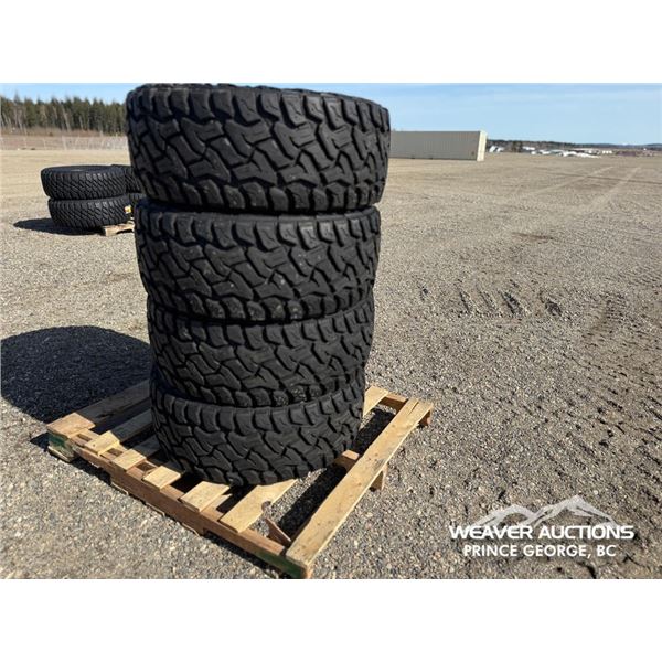 (4) GRIZZLY 33X12.5R18 LT TRUCK TIRES