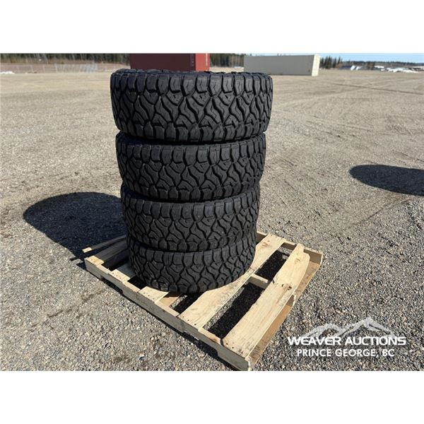 (4) GRIZZLY LT275/55R20 TRUCK TIRES