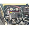 Image 16 : 2016 FREIGHTLINER 122SD TRI DRIVE SLEEPER TRUCK
