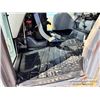 Image 10 : KUBOTA L5740 UTILITY TRACTOR