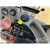 Image 15 : 2014 MACDON M155 35FT. SWATHER