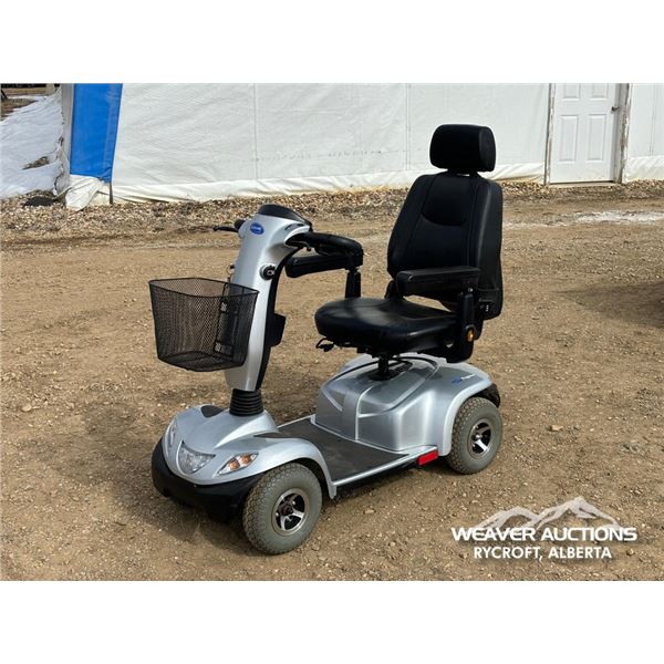 2004 PEGASUS INVACARE SCOOTER
