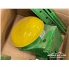 Image 9 : (2) STARFIRE ITC BUBBLES AND MOUNTING BRACKETS