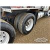 Image 58 : 2014 KENWORTH T800 TRI DRIVE SLEEPER TRUCK TRACTOR