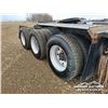 Image 59 : 2014 KENWORTH T800 TRI DRIVE SLEEPER TRUCK TRACTOR