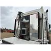 Image 70 : 2014 KENWORTH T800 TRI DRIVE SLEEPER TRUCK TRACTOR