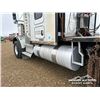 Image 74 : 2014 KENWORTH T800 TRI DRIVE SLEEPER TRUCK TRACTOR