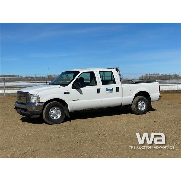 2003 Ford F250 XL Crew Cab Pickup
