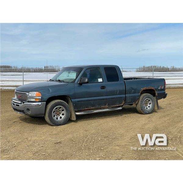 2006 GMC Sierra 1500 Extended Cab Pickup