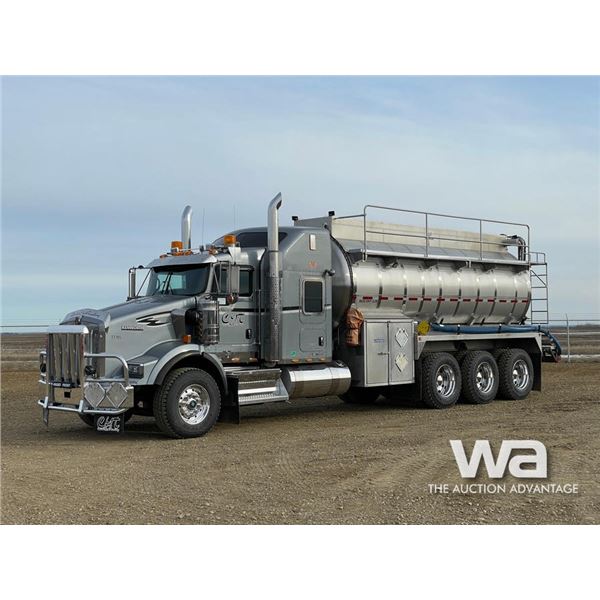 2013 Kenworth T800 Tri Drive Sleeper Tank Truck
