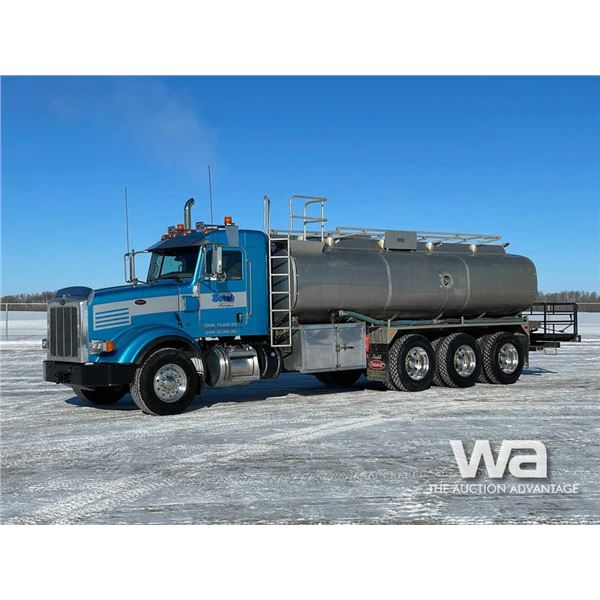 2012 Peterbilt 367 22,144 L Tri Drive Water Truck