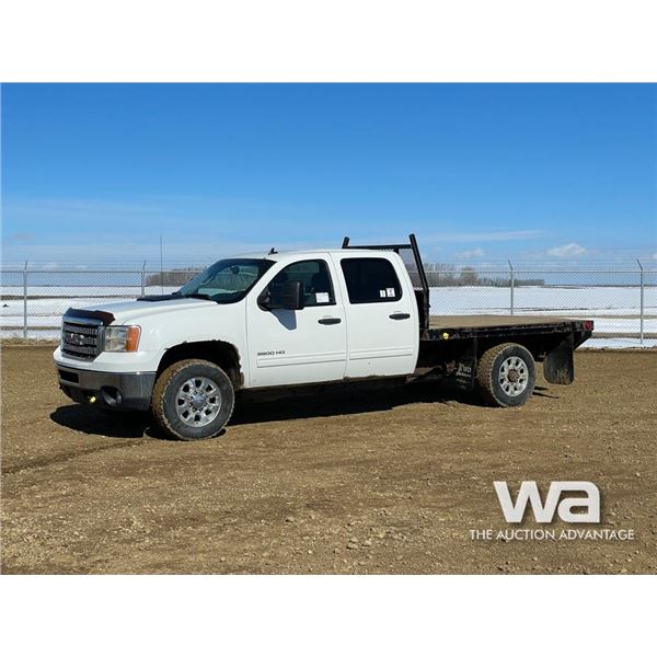 2013 GMC Sierra 3500HD Flat Deck Crew Cab Pickup