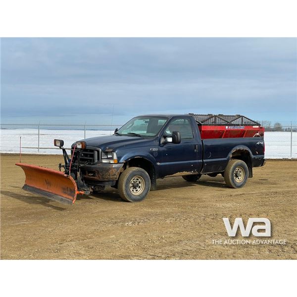 2004 Ford F350 4WD Sand & Plow Truck