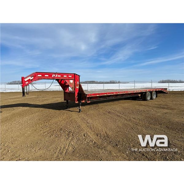 2014 PJ 30 FT. T/A Flat Deck Equipment Trailer